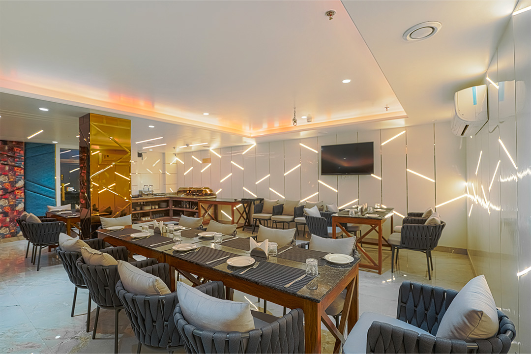 /images/continental-amritsar/dining-3.jpg