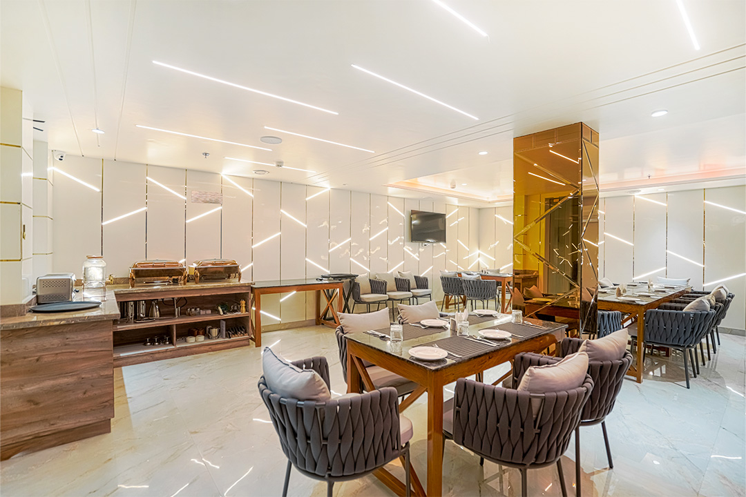 /images/continental-amritsar/dining-4.jpg
