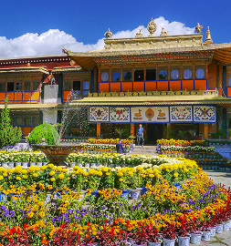 Top place Norbulingka Institute