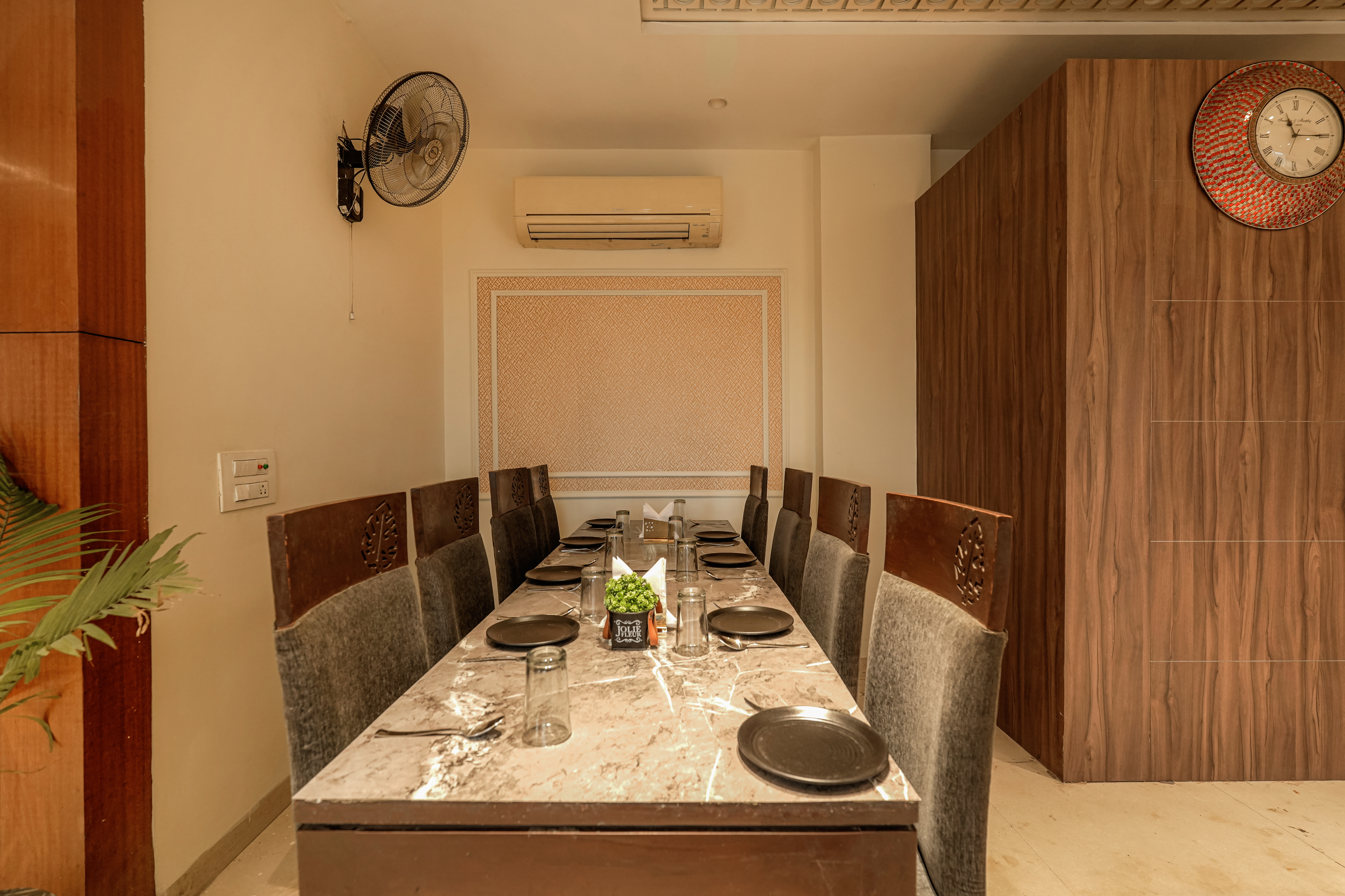 /images/pax-welcome-inn-amritsar/dining-5.jpg
