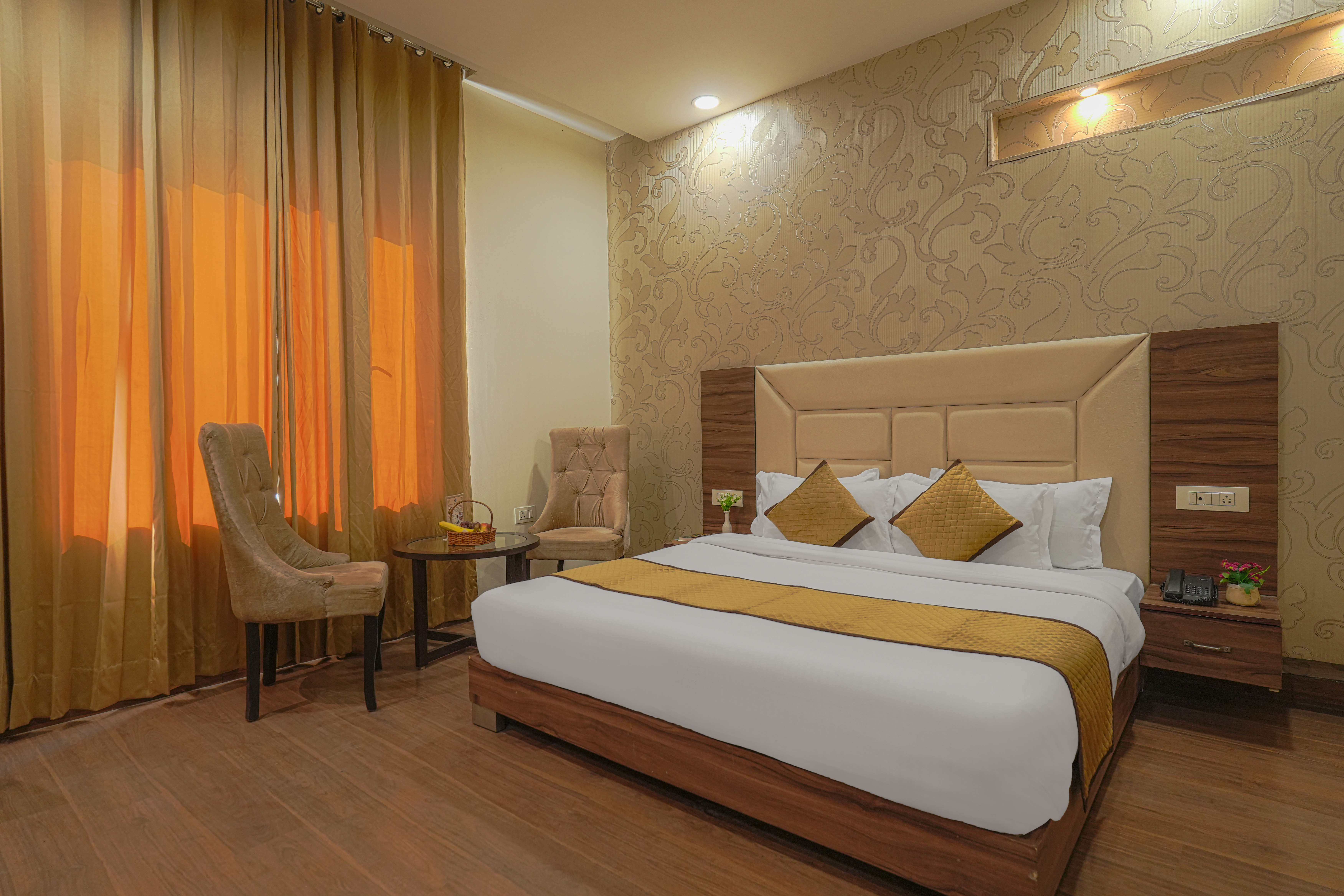 /images/pax-welcome-inn-amritsar/rooms/luxury-room/luxury-1.jpg