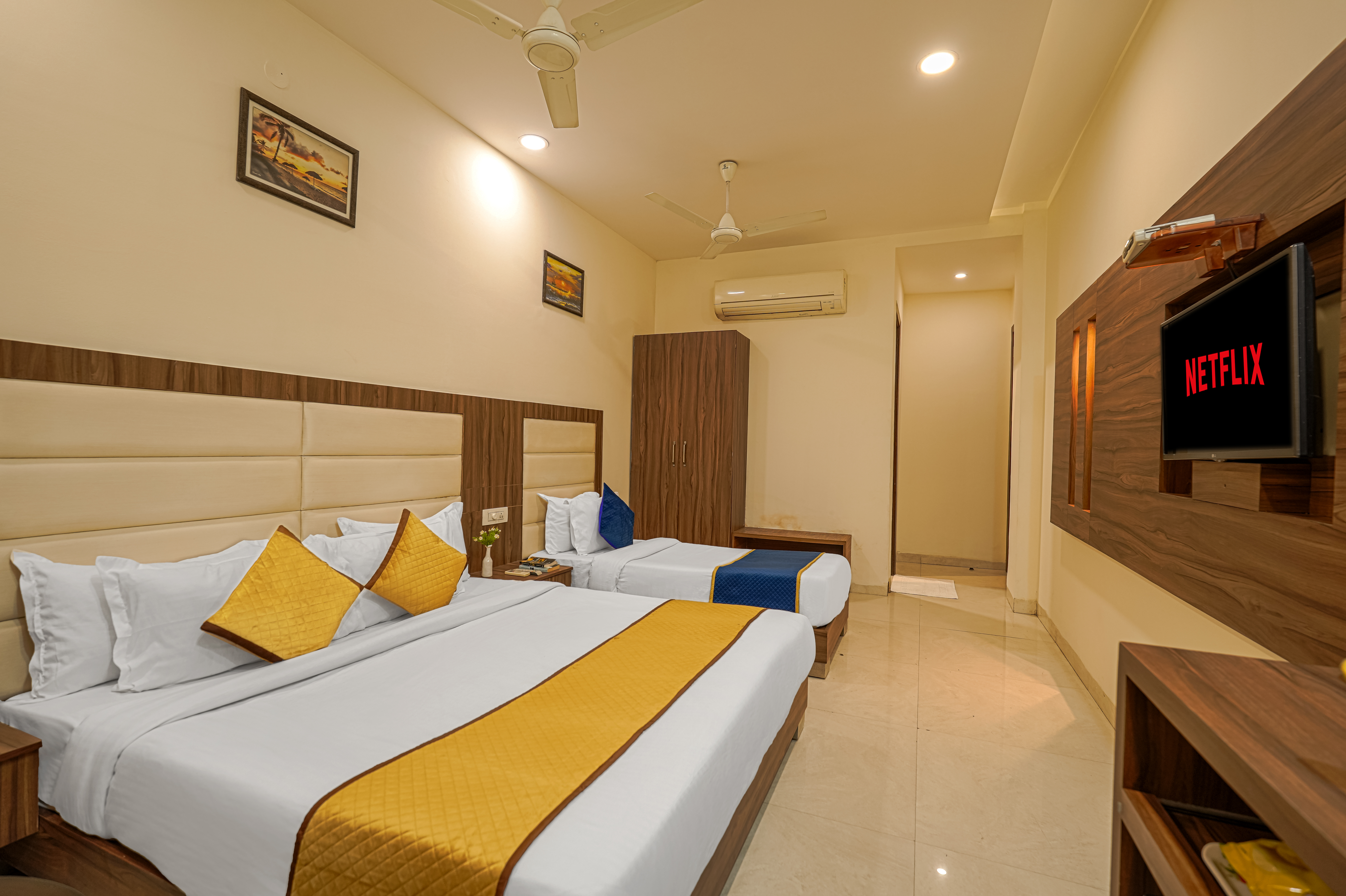 /images/pax-welcome-inn-amritsar/rooms/premium-room/premium-4.jpg