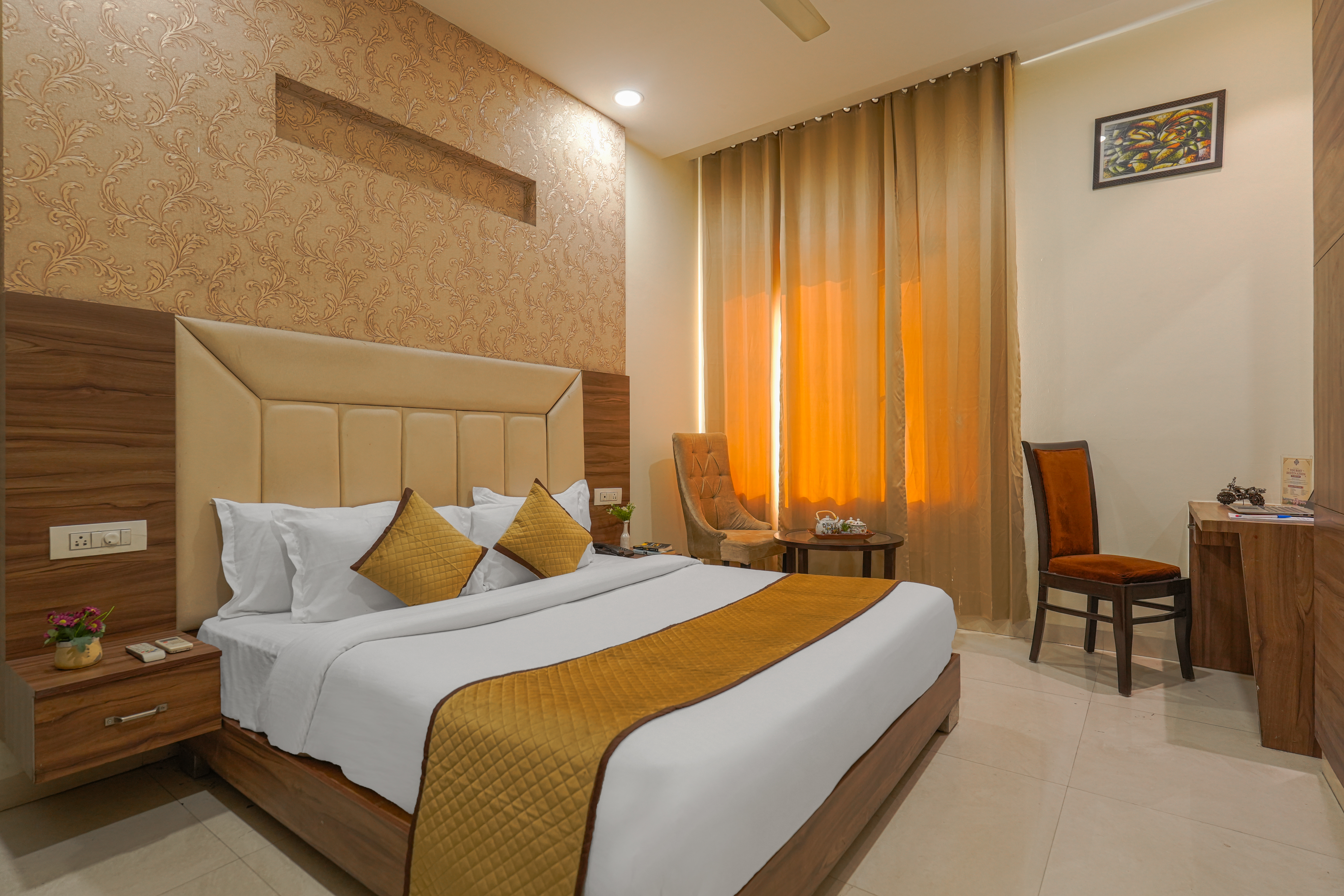 /images/pax-welcome-inn-amritsar/rooms/super-deluxe/super-d-1.jpg